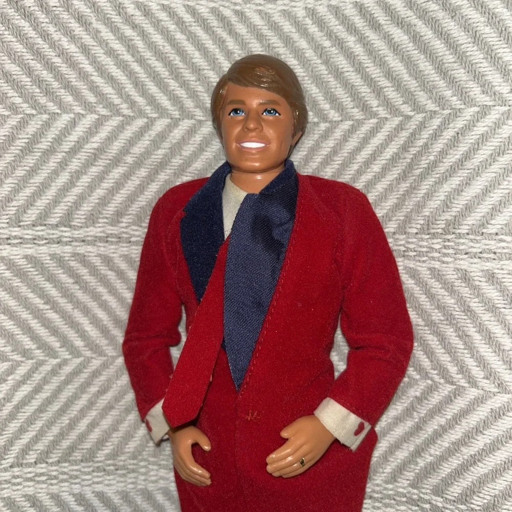 1986 Mattel Heart Family‎ Doll - Kiss & Cuddle Dad Doll E4